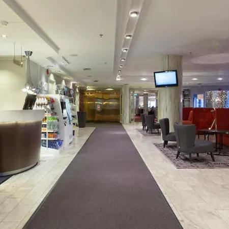 Scandic Hotell 4*