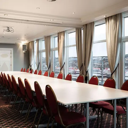 Scandic Hotell 4*