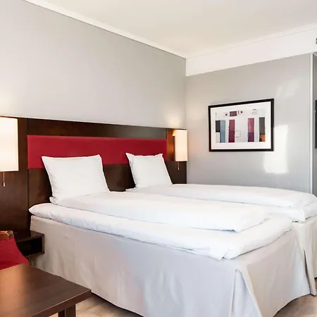 Scandic 4*